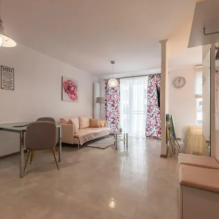 Victus Apartament Arleta Apartment *