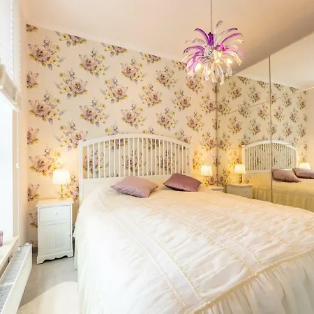 Victus Apartament Arleta Apartment *